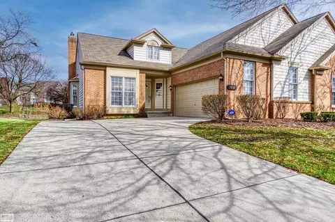 39732 Muirfield, Northville, MI 48168