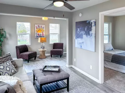 Living - 3044 Baker, Grand Blanc, MI 48507 photo 3 of 4