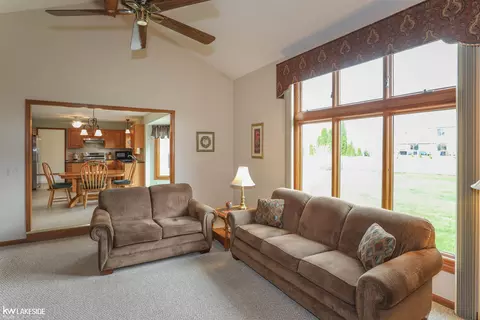 Living - 53225 Gregory, Macomb, MI 48042 photo 3 of 4
