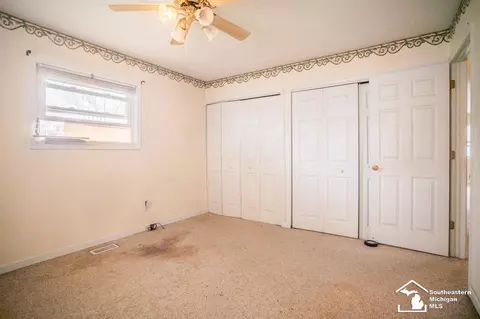 Bedroom - 1301 W Temperance, Temperance, MI 48182 photo 4 of 4