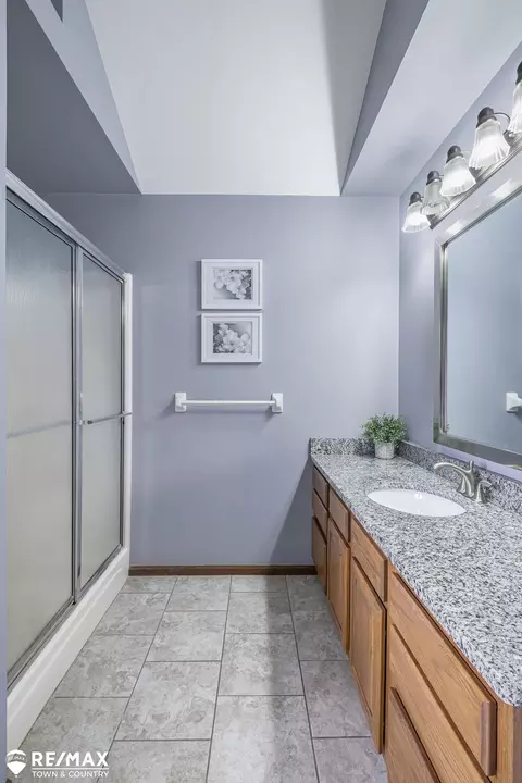 Bath - 6261 N Mckinley, Flushing, MI 48433 photo 2 of 5