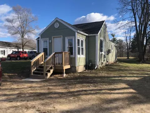 Exterior - 306 E Main, Farwell, MI 48622 photo 3 of 4