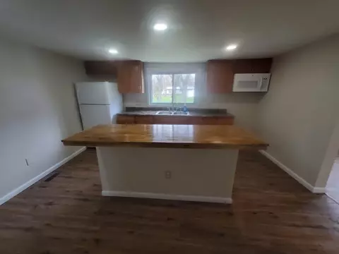 Kitchen - 306 E Main, Farwell, MI 48622 photo 1 of 1
