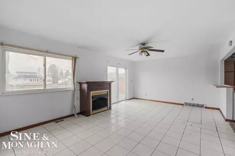 Living - 6397 Dyke Rd, Algonac, MI 48001 photo 1 of 2
