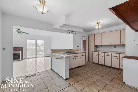 Kitchen - 6397 Dyke Rd, Algonac, MI 48001 photo 3 of 4