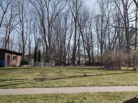 409 Mayfield, Midland, MI 48640 photo 4