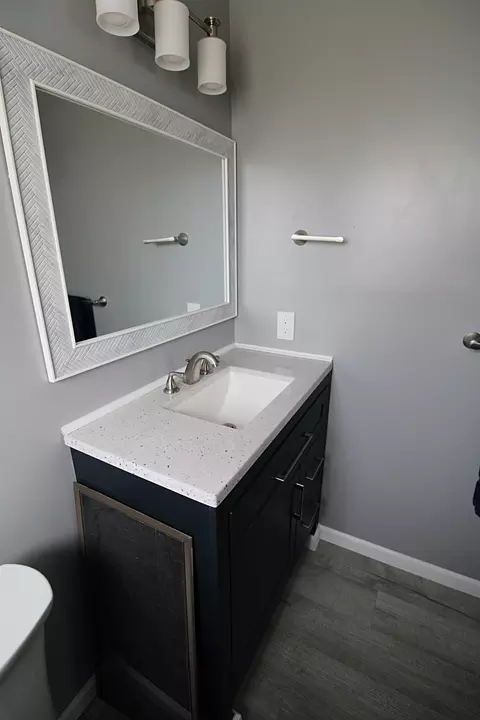 Bath - 2037 W W Park, Algonac, MI 48001 photo 1 of 9