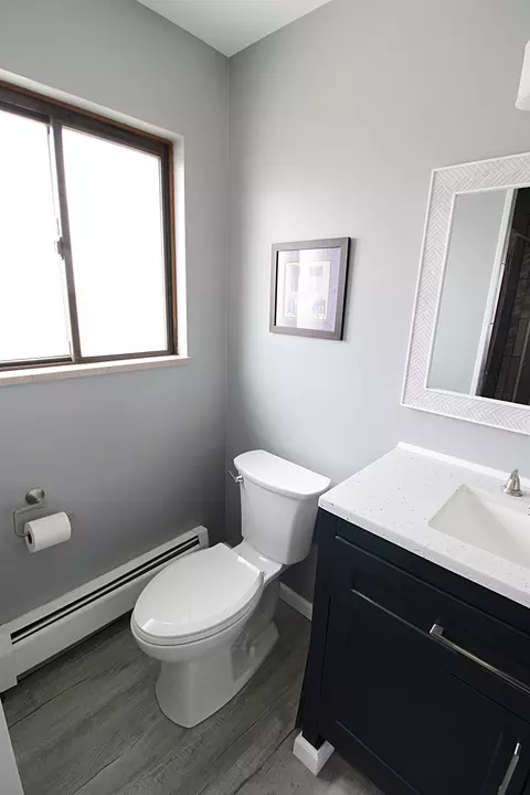 Bath - 2037 W W Park, Algonac, MI 48001 photo 2 of 9