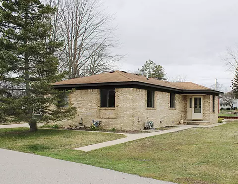 Exterior - 2037 W W Park, Algonac, MI 48001 photo 6 of 6