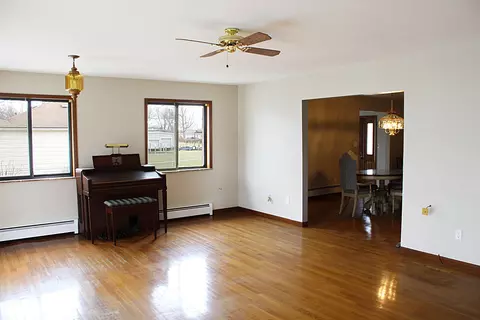 Living - 2037 W W Park, Algonac, MI 48001 photo 2 of 2