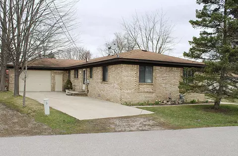 Exterior - 2037 W W Park, Algonac, MI 48001 photo 5 of 6
