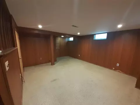 2099 E Maple #11, Birmingham, MI 48009 photo 17
