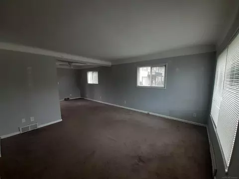 2099 E Maple #11, Birmingham, MI 48009 photo 11