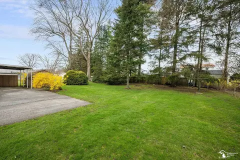 Exterior - 660 Orchard, Temperance, MI 48182 photo 9 of 10