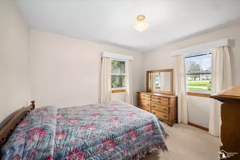 Bedroom - 660 Orchard, Temperance, MI 48182 photo 3 of 4