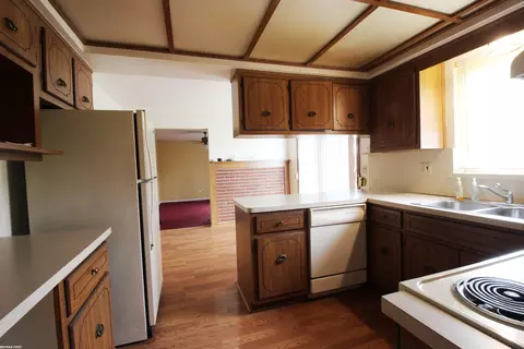 Kitchen - 2583 Edwin, Warren, MI 48092 photo 1 of 3