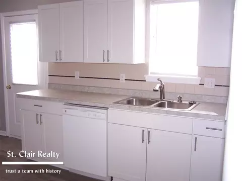 701-03 Jay, Saint Clair, MI 48079 photo 2