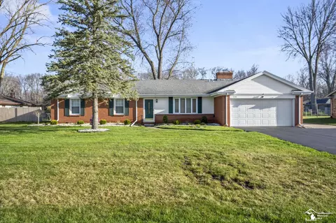 1216 Oakmont, Temperance, MI 48182