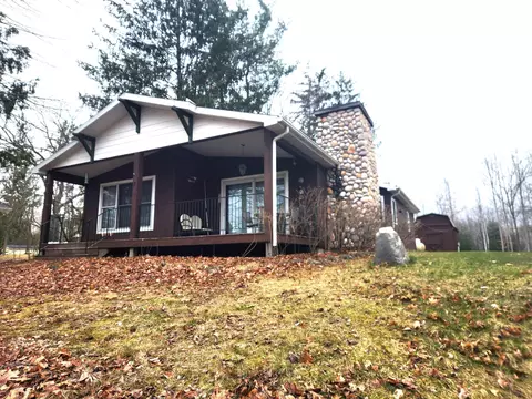 Exterior - 4362 Mohawk, Gladwin, MI 48624 photo 3 of 7