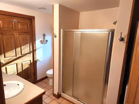 Bath - 4362 Mohawk, Gladwin, MI 48624 photo 2 of 2