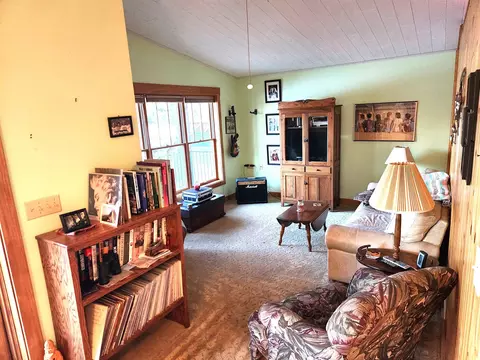 Living - 4362 Mohawk, Gladwin, MI 48624 photo 5 of 6
