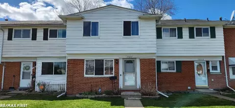 19807 Susan Ct, Clinton Township, MI 48035