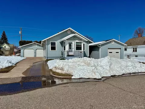 819 Maurice, Ishpeming, MI 49849
