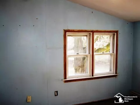 1582 E Hurd, Monroe, MI 48162 photo 7