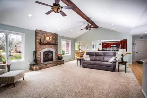 Living - 6431 Genaw, Clay, MI 48001 photo 2 of 5