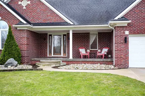 Exterior - 6431 Genaw, Clay, MI 48001 photo 5 of 27