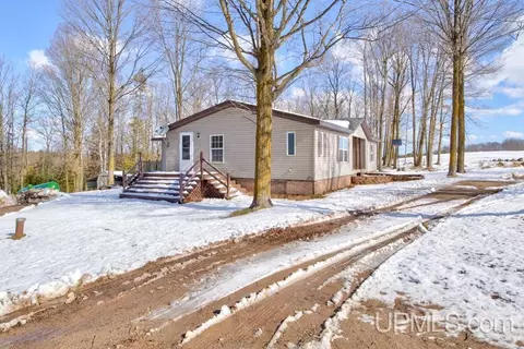 Exterior - N15107 Town Line, Powers, MI 49874 photo 9 of 17