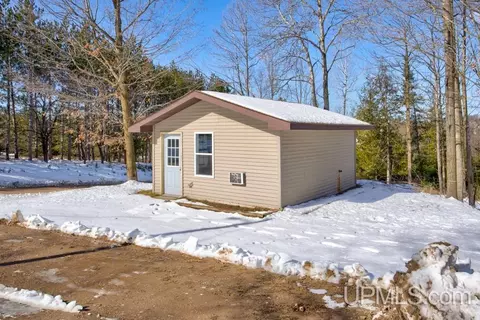 Exterior - N15107 Town Line, Powers, MI 49874 photo 5 of 17