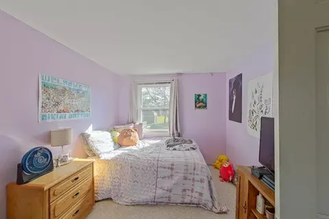 Bedroom - 2339 Atlas, Davison, MI 48423 photo 8 of 9
