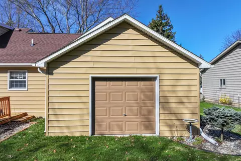 Exterior - 2339 Atlas, Davison, MI 48423 photo 9 of 11