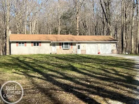 3846 Cribbins, Clyde, MI 48049