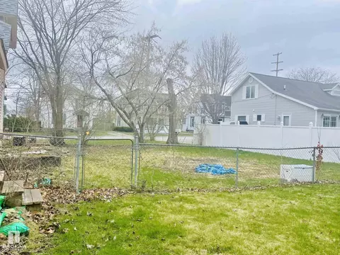 301 Mill, Flushing, MI 48433 photo 9