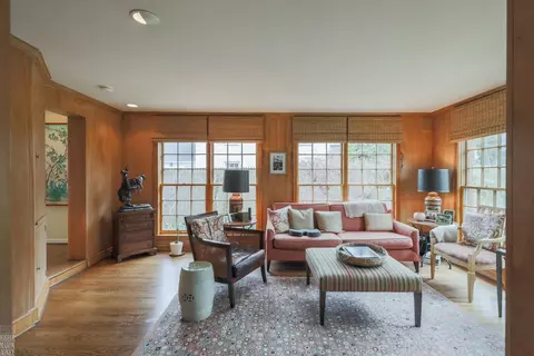 Living - 161 Vendome, Grosse Pointe Farms, MI 48236 photo 6 of 9