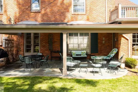 Exterior - 161 Vendome, Grosse Pointe Farms, MI 48236 photo 10 of 11