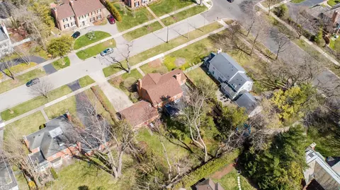 View/Area - 161 Vendome, Grosse Pointe Farms, MI 48236 photo 3 of 6