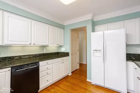 Kitchen - 20423 Milford, Macomb, MI 48044 photo 1 of 3