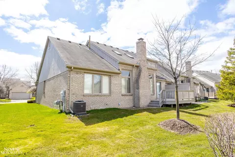 Exterior - 20423 Milford, Macomb, MI 48044 photo 8 of 14