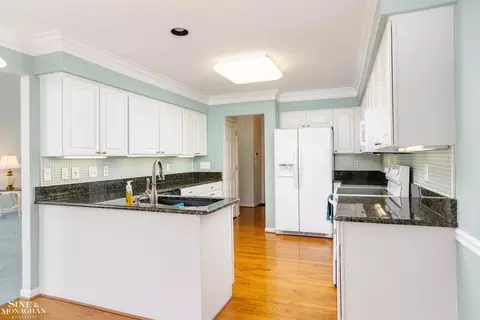 Kitchen - 20423 Milford, Macomb, MI 48044 photo 3 of 3