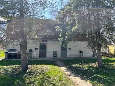 218 Webber, Saginaw, MI 48601