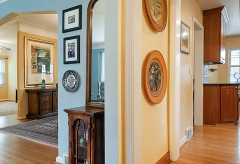Entry Way - 1359 Audubon, Grosse Pointe Park, MI 48230 photo 3 of 7