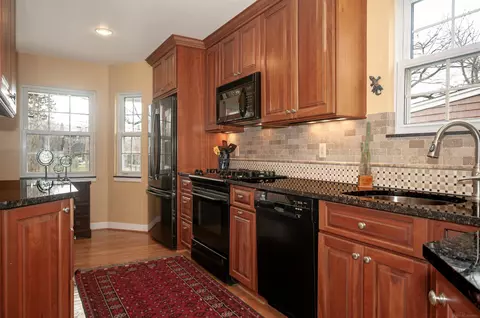 Kitchen - 1359 Audubon, Grosse Pointe Park, MI 48230 photo 2 of 4