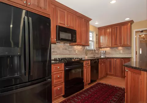 Kitchen - 1359 Audubon, Grosse Pointe Park, MI 48230 photo 4 of 4