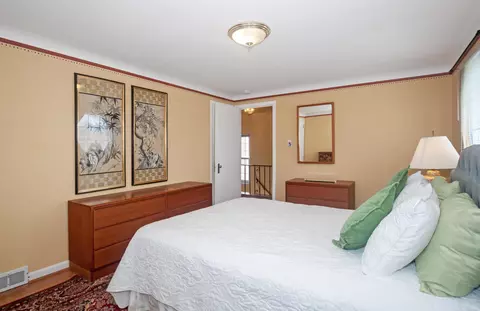 Bedroom - 1359 Audubon, Grosse Pointe Park, MI 48230 photo 4 of 9