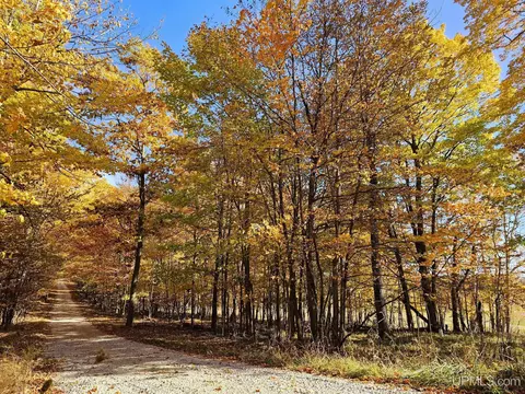 tbd 1825, Garden, MI 49835