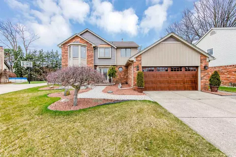 44075 Highgate, Clinton Township, MI 48038
