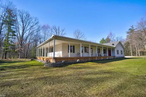 1033 W Levely, Beaverton, MI 48612